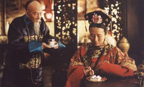 李鸿章第一次见到慈禧,只用8个字评价她,足以体现李鸿章的眼光