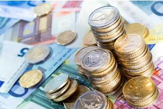 10���ڷ�ծ��������4.4������