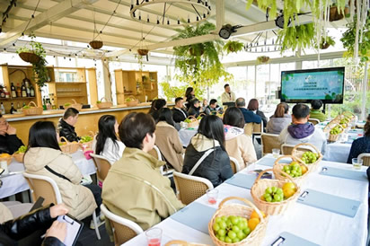 ������̼ת�ʹ����� ̼���츮Я�ֳɶ����깲����̬��ͼ