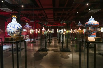 ��ʢ�Ƴ������ػ������ԣ������������Ļ���ͬ�·�ʽ