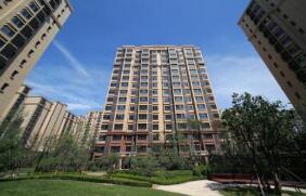 ����·��۸��ֽṹ������ ���ַ��г����֡��Լۻ�����