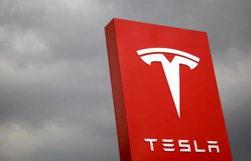 ��˹��һ����Ӫ������ͬ�������������½�