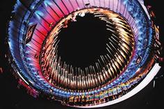 ����ʢ�磬����Ӫ����ҵ����Ǯ;�����ڣ�