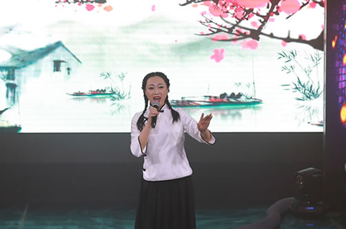 ��裺���˺����α����׳������ݳ��ᳪ�췱�ٲ�ʢ