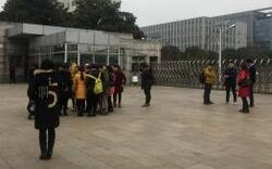 ����Ӳ�̾�ͷ���ݹ���ͻȻ�رգ���Ա�Ʋ�Ա����Ϲ�