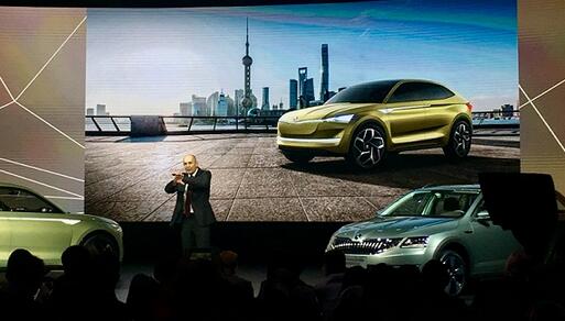 2017�Ϻ���չ��˹�´﷢��2025�綯����ս��