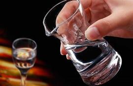 ��������ͼ۸�������и߶˰׾����ۼ�����15%��35%