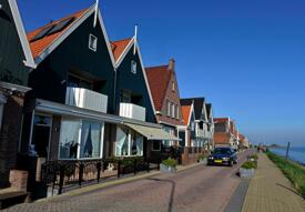 ������������Ȼع�Ȩ:������������ʵ�����ε�