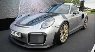 ��ʱ�ݼ������911 GT2 RS�ܳ���6��48��75��Ȧ��