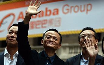 Ӣ��������ʱ������ȫ���綼�ڿ��ð���Ͱ�