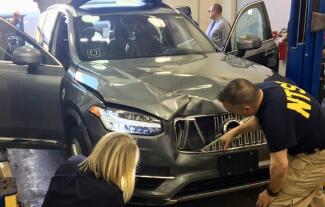 ��������Uber�Զ���ʻ�������� ������˽����ƶ�ϵͳ