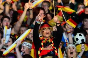 ���ڹ������ݽ�ʾ����С��Ʒ�ư����籭����������