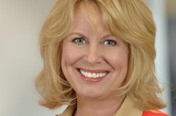 �ȸ��Ƶ���ϯ��Ӫ��Diane Bryant�ڼ��빫˾����һ��֮���뿪