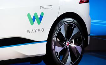 Waymo���ֶ������ Ϊ�ͻ��ṩ�Զ���ʻ����