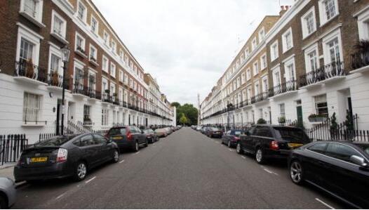 ƻ��ȷ�ϲ���ɾ��Infowars ֧��App Store�����й۵�