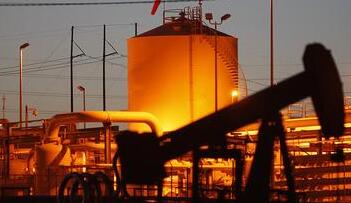 ԭ���ڻ��۸���һС���յ�  ŦԼԭ�͵���0.1%������68.91��Ԫ/Ͱ