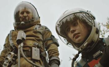 ͨ��׷�ٿƻð����ߺͰ��ϻ㰮���ߣ�����������������Netflix������ѷ