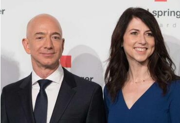 ����ѷ��ϯִ�йٽܷ򡤱���˹��Jeff Bezos������������루MacKenzie���������