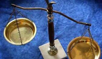 �л�Э��ȥ��12��֤ȯ�ڻ���Ӫ����������597ֻ��Ʒ��������ģ1018.23��Ԫ