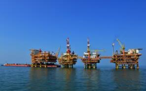 ���ڶ�ŷ��˵Ĺ�Ӧ���٣���ί������ʵʩ�Ʋã�ʯ�ͼ۸�����1��