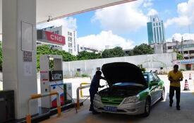 �ҹ���������Ͻ�վ������  �ռ��������ﵽ400ǧ��