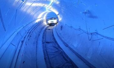 ��˹�˵�������˾���˻������ߣ��������аͶ���Ħ����ʢ�������ƻ�