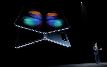 �����Ƴ��й��������۵�ʽ�ֻ��ķ��������й�����Ļ����ı���