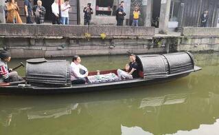 �����������˶��� ������ �Իƾ�