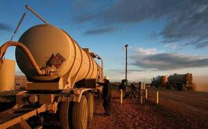 �ͼ����Ĵ���´죬����ԭ�ͼ۸��µ�3.8����ÿͰ56.59��Ԫ