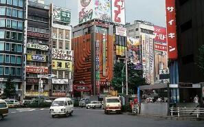 �ձ�5�¹�����ҵ���ָ����ȥ��ͬ������0.7%��101.8