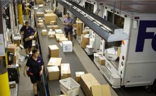 �����ݣ����ļ���GAAPÿ�ɿ���Ϊ7.56Ϊ��Ԫ