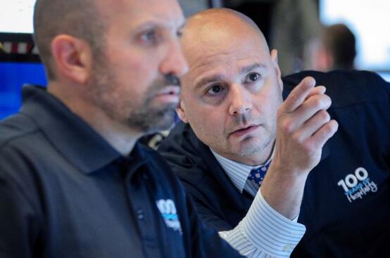 ���ɲƱ����������٣���ҵ�����ҵ������ܺ�