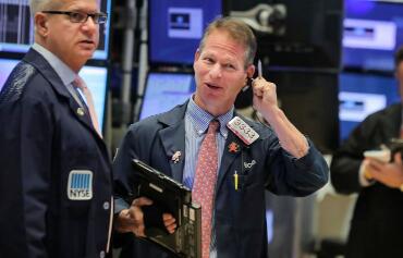 ŷ�޹�����һ���̴���µ�  Ӣ����ʱ100ָ���µ�2.47%