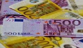 ​������������8�¹ٷ��ֽ������µ�50��������1%