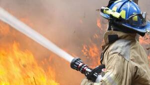 ����2000����Ԫ��G7���ҳ�ŵЭ��Ӧ����������