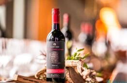 ���Է��ؼӣ�Absolut Vodka����������ϴ��Һ