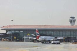 ���˻�������ӭ��Һ�˾����ת��