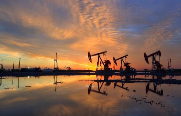 �������������ǵ���һ���˰���ͣ�������ǳ�4.5%