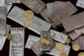 LME��ͭ�յ�0.1%��LME�����յ�1.0%��LME��п�յ�1.3%