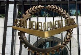 ���޿������У��¹����鵼��ȫ�򾭼���ʧ��ߴ�8.8������Ԫ