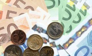 ŷ�Ǿ������˹��Ҽ�ó��5��ͬ���½�18.3%