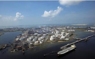 ��ֵԼ6.82��Ԫ �¼��µ���ԣ�������߰䷢�Ĺ��̺�Լ