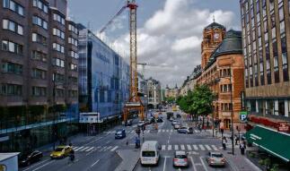 �������Ƚ����г����׻�Ծ