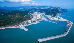 �������������ʹ������߸ߣ����޵ĺ���ɢ��ָ������