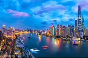 ����Ժ����ͬ��ȫ�������ó�״��·�չ�Ե������