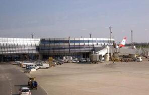 άҲ�ɹ��ʻ����ϰ������1820��ŷԪ �ÿ������½�65.3%