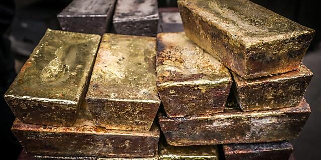 �Ͻ����У��ϰ��꾻��ͬ������1.95%