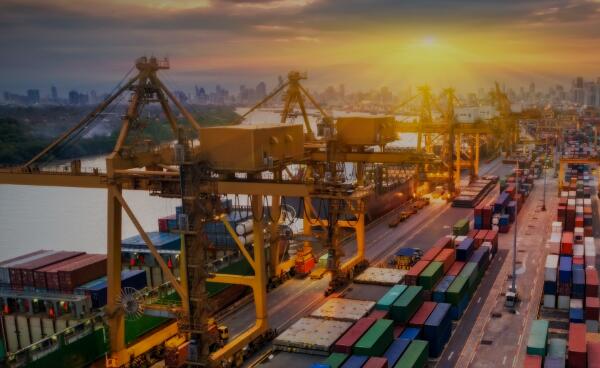 �н�˾��9�º����г�����������ռ����