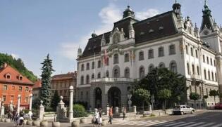 2020��8��˹�������ǳ��ڱ�ȥ��ͬ���½�3.6�� 