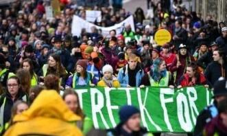 ������ͳ�������������ܾ�Ⱥ�����߽��ٴη��